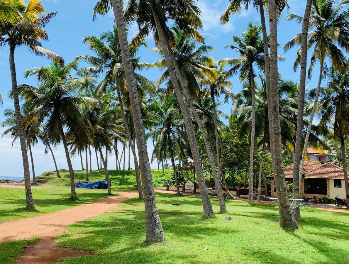 Maadathil Cottages Varkala Buitenkant foto