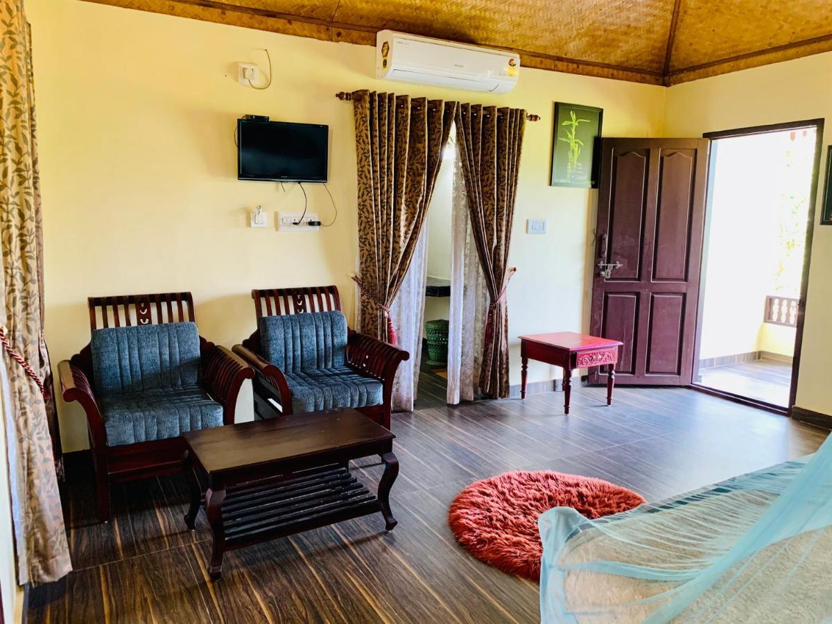 Maadathil Cottages Varkala Buitenkant foto