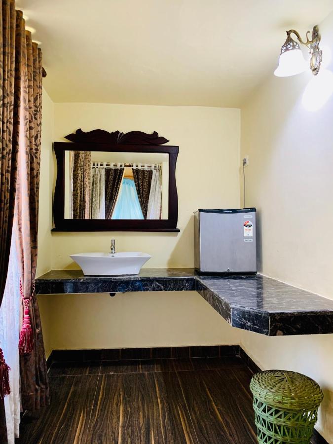 Maadathil Cottages Varkala Buitenkant foto