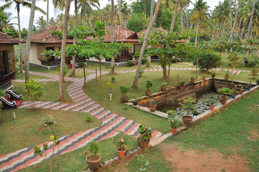 Maadathil Cottages Varkala Kamer foto