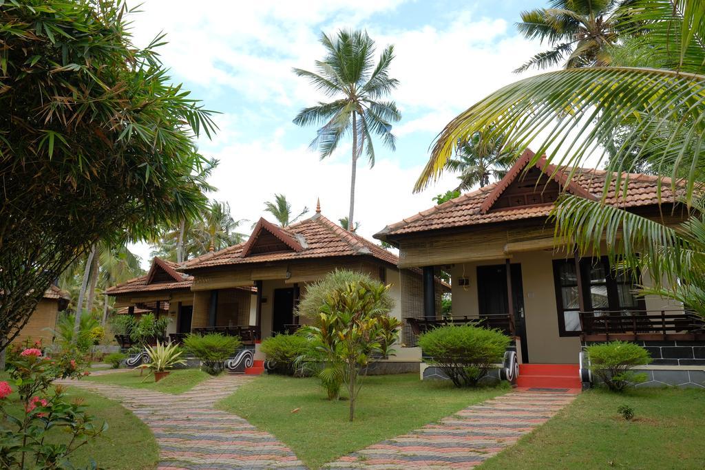 Maadathil Cottages Varkala Buitenkant foto
