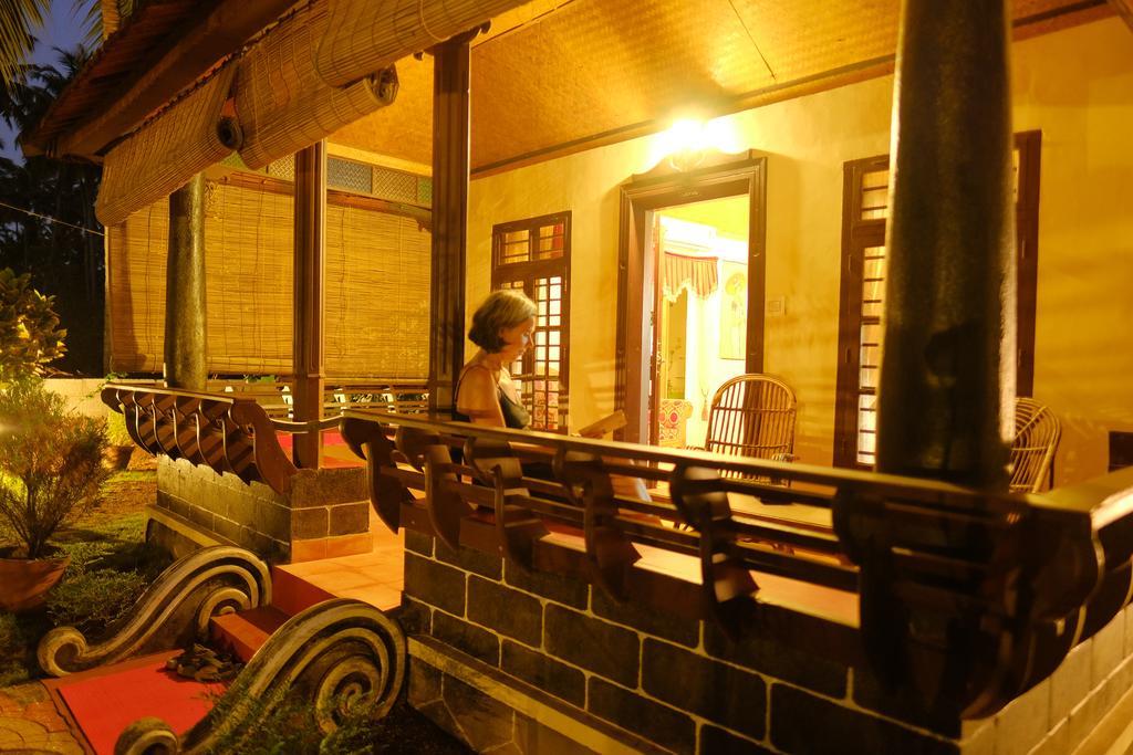 Maadathil Cottages Varkala Buitenkant foto