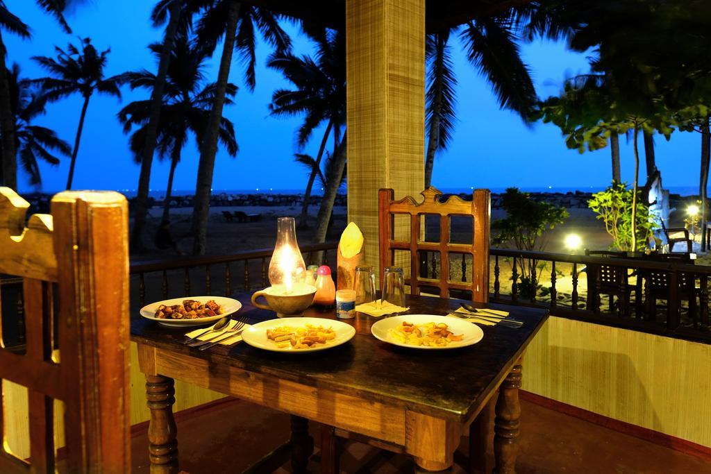 Maadathil Cottages Varkala Buitenkant foto
