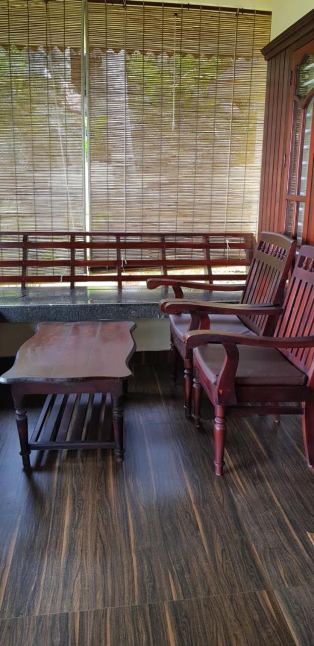 Maadathil Cottages Varkala Buitenkant foto